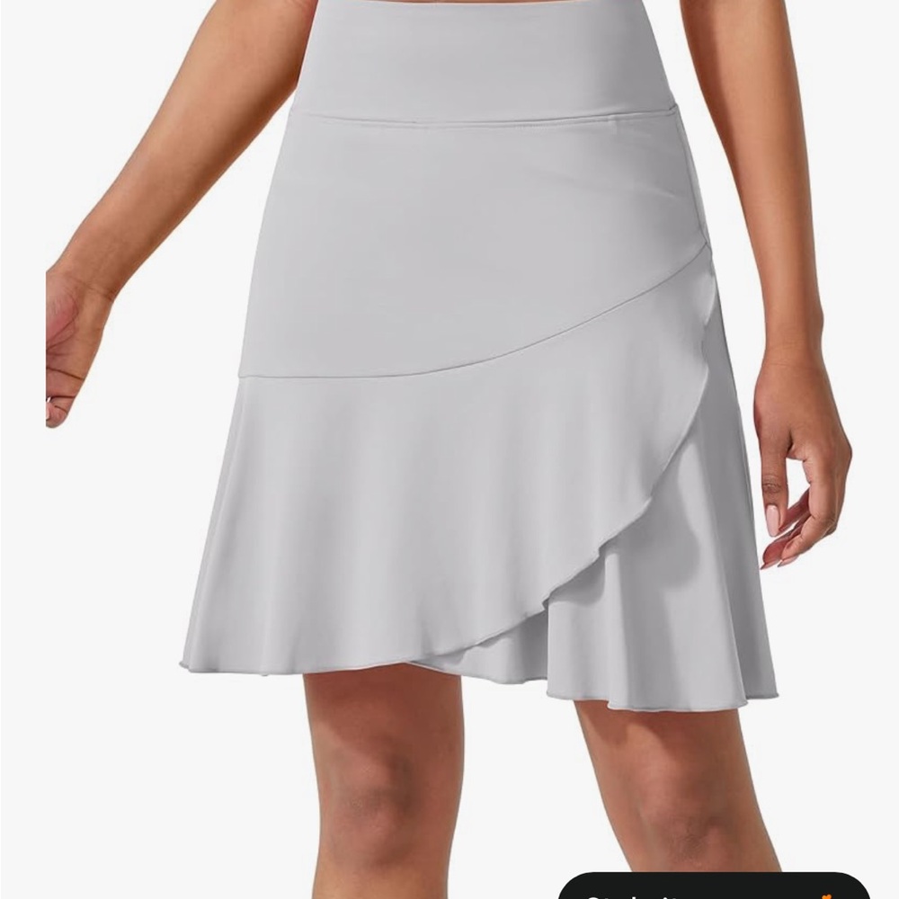 NWT ruffled tennis skort. Buttery soft. 😍Size 4-6